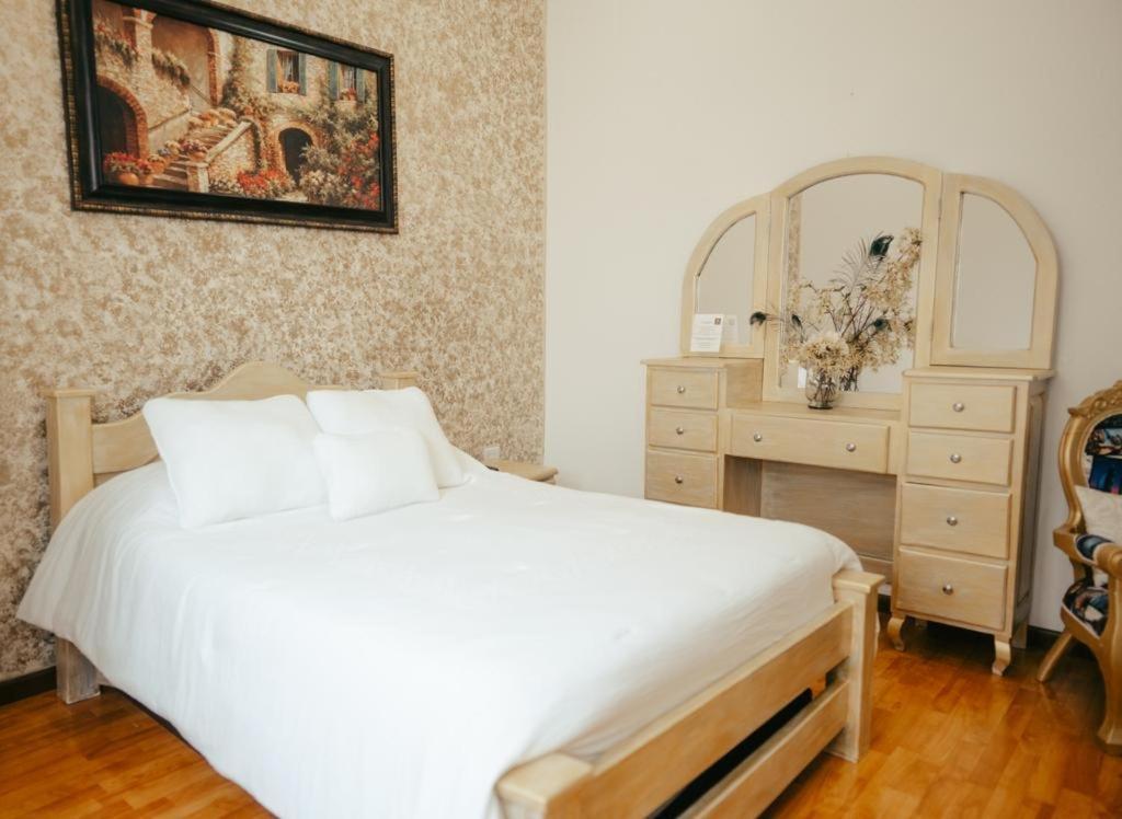 Salamina Highs Hotell Exteriör bild