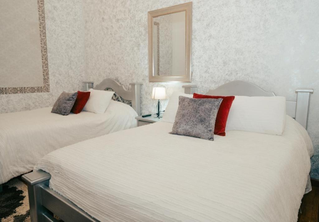 Salamina Highs Hotell Exteriör bild
